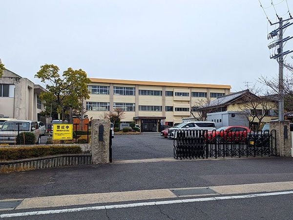 栗東市綣７丁目　新築一戸建て　２号棟(栗東市立大宝小学校)