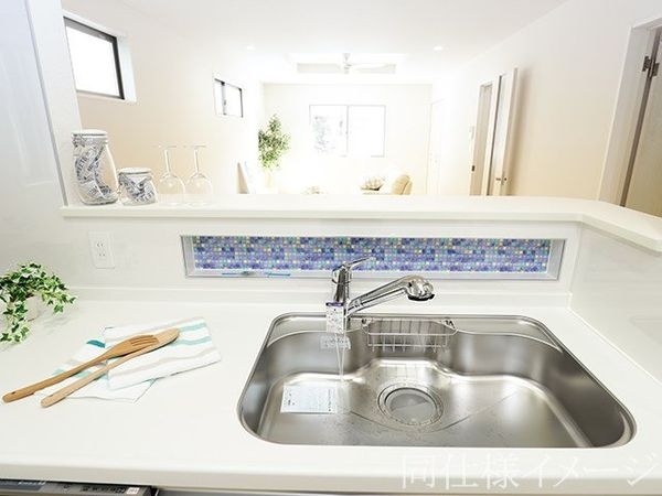 栗東市綣７丁目　新築一戸建て　１号棟