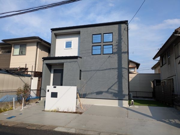 草津市橋岡町の中古一戸建て