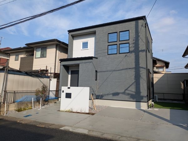 草津市橋岡町の中古一戸建て