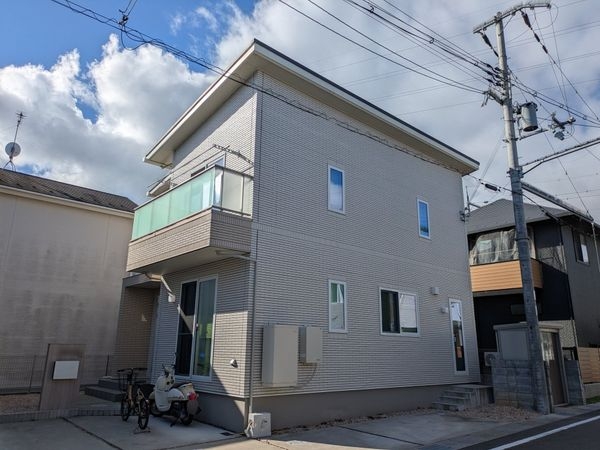 大津市下阪本２丁目の中古一戸建て