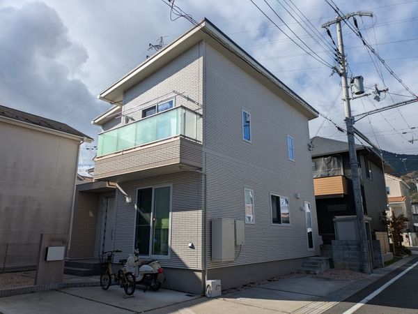 大津市下阪本２丁目の中古一戸建て