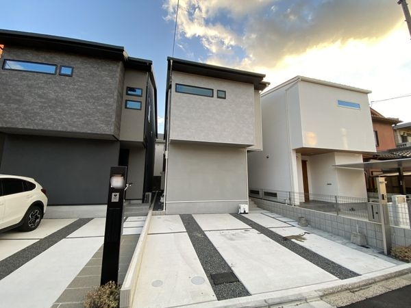 京都市伏見区桃山井伊掃部東町　新築一戸建て　B号棟