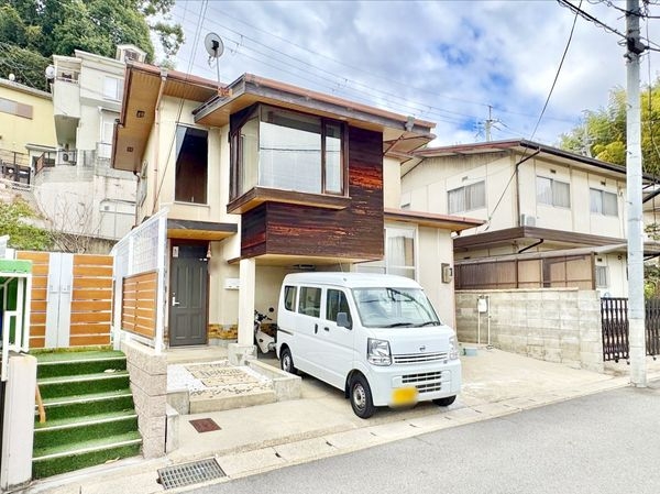 京都市山科区日ノ岡坂脇町の中古一戸建て