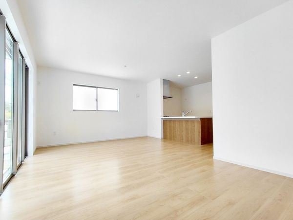 大津市鶴の里　新築一戸建て　１期　１号棟