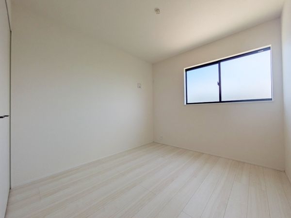 大津市千町２丁目　新築一戸建て　第１期　４号棟