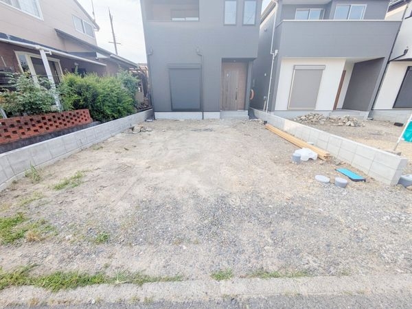 大津市千町２丁目　新築一戸建て　第１期　２号棟