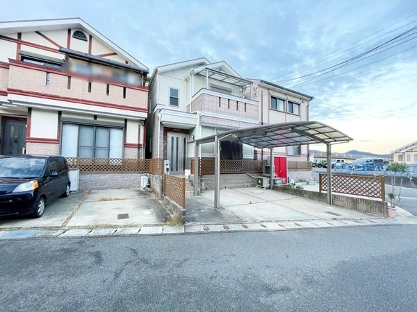 京都市山科区上花山桜谷の中古一戸建て