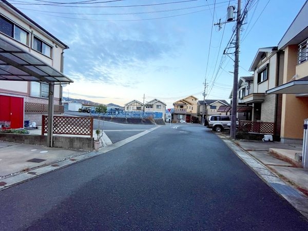 京都市山科区上花山桜谷　中古一戸建て