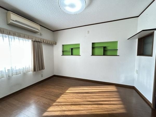 京都市山科区川田御出町の中古一戸建て