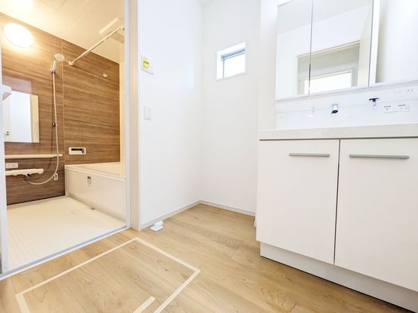 大津市国分２丁目　新築一戸建て　２期　全１区画