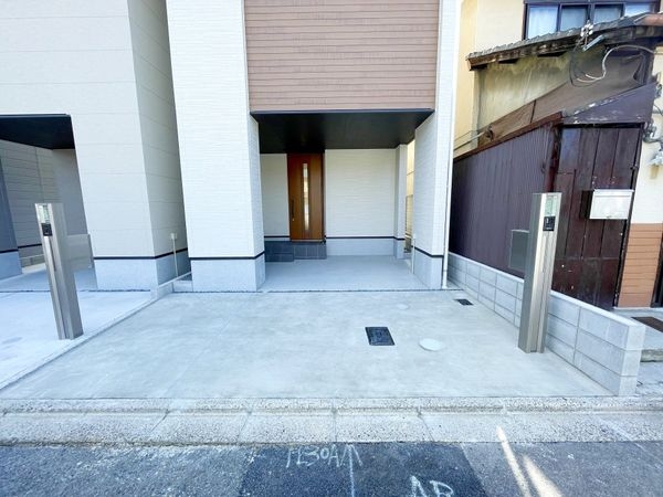 京都市伏見区桃山町弾正島　新築一戸建て　２号棟