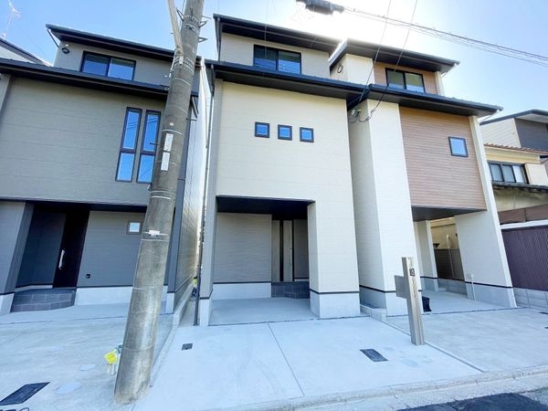 京都市伏見区桃山町弾正島　新築一戸建て　１号棟