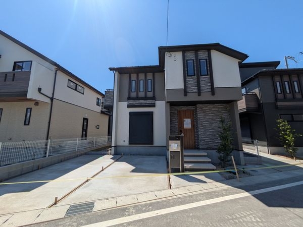 大津市雄琴５丁目　新築一戸建て　２期　１０号棟