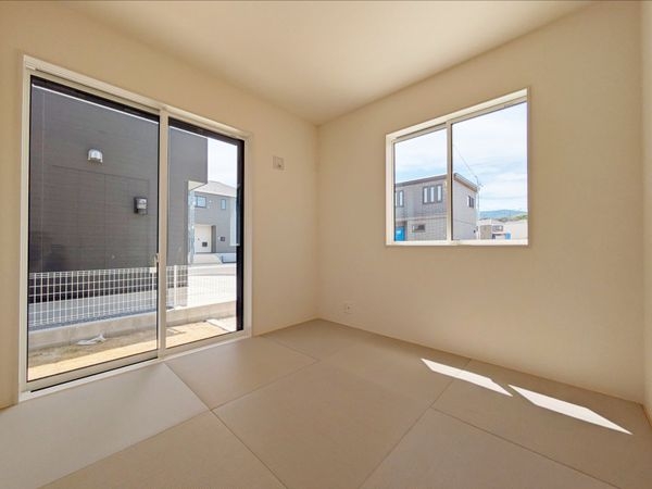 大津市雄琴５丁目　新築一戸建て　２期　１３号棟
