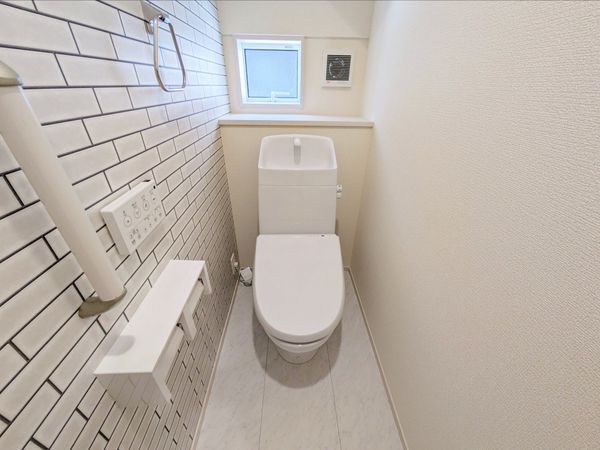 大津市雄琴５丁目　新築一戸建て　２期　１３号棟