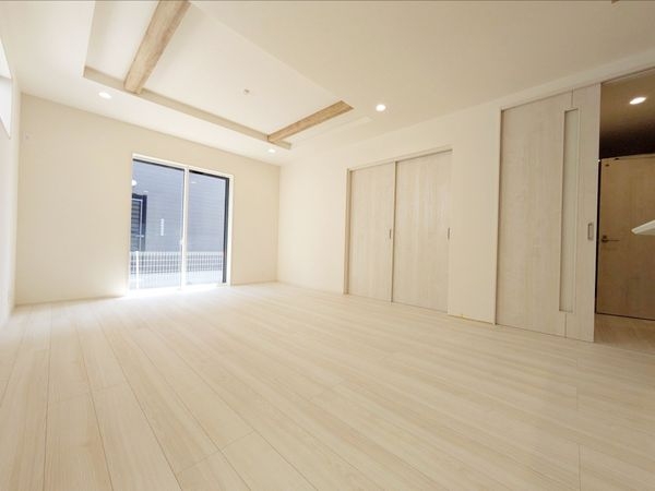 大津市雄琴５丁目　新築一戸建て　２期　１３号棟