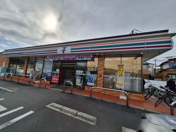 栗東市小野の中古一戸建て(セブンイレブン栗東小野店)