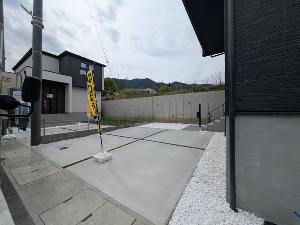 大津市坂本８丁目　新築一戸建て　２号棟