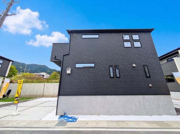 大津市坂本８丁目　新築一戸建て　２号棟