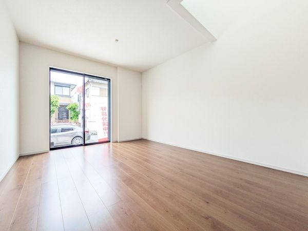 草津市南笠東１丁目　新築一戸建て　全２区画　１号棟