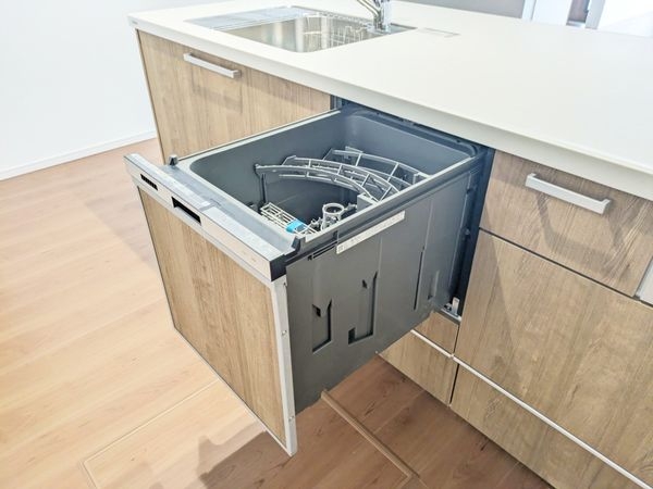 草津市南笠東１丁目　新築一戸建て　全２区画　１号棟