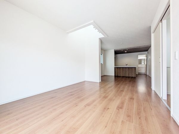 草津市南笠東１丁目　新築一戸建て　全２区画　１号棟