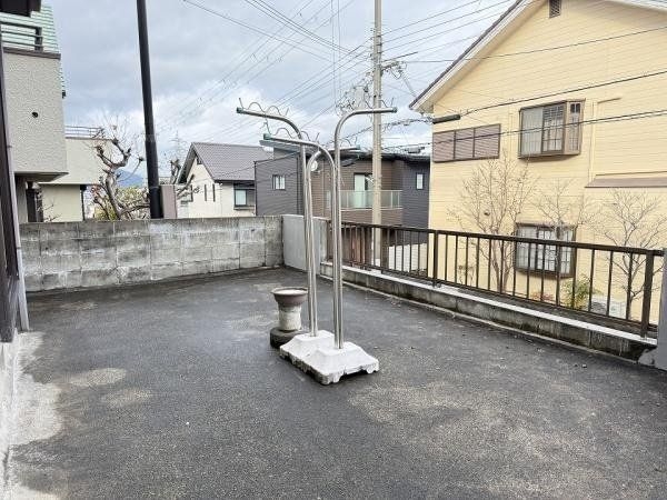 大津市本宮２丁目の中古一戸建て