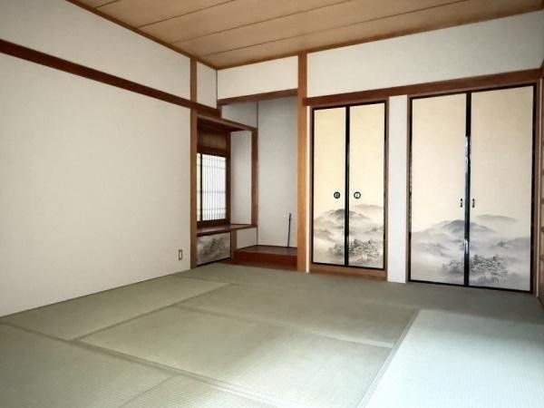 大津市本宮２丁目の中古一戸建て
