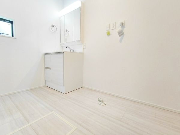 京都市山科区上花山桜谷　新築一戸建て　全１区画