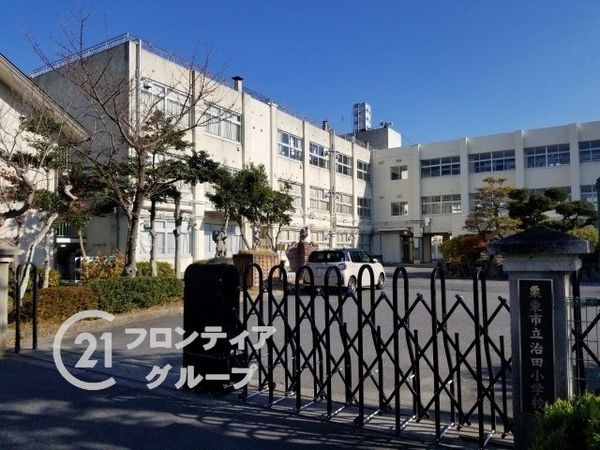 栗東市上鈎　新築一戸建て　４期　１号棟(栗東市立治田小学校)