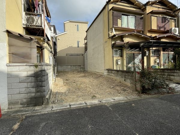 京都市山科区椥辻草海道町　新築一戸建て　全１区画