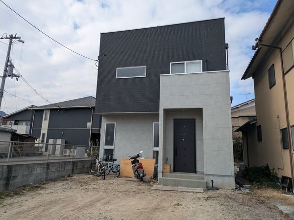 大津市下阪本４丁目の中古一戸建て