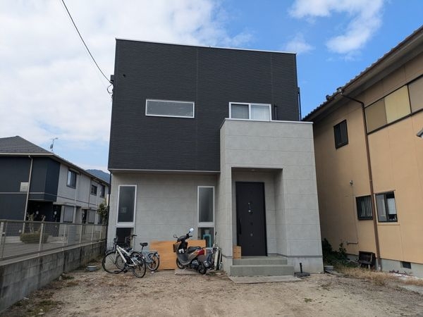 大津市下阪本４丁目の中古一戸建て