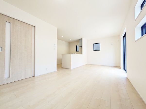 守山市下之郷１丁目　新築一戸建て　全１区画