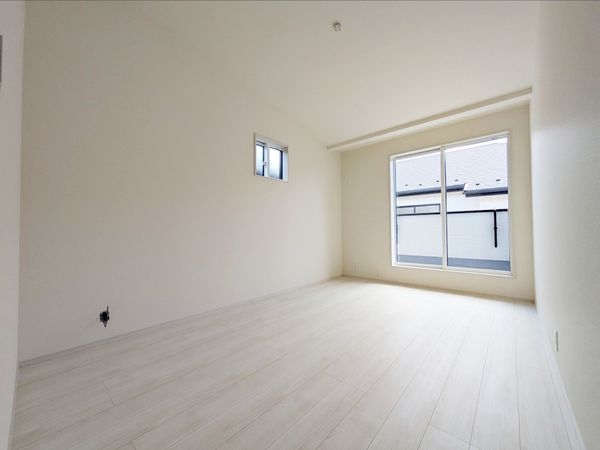 大津市雄琴５丁目　新築一戸建て　２期　１４号棟