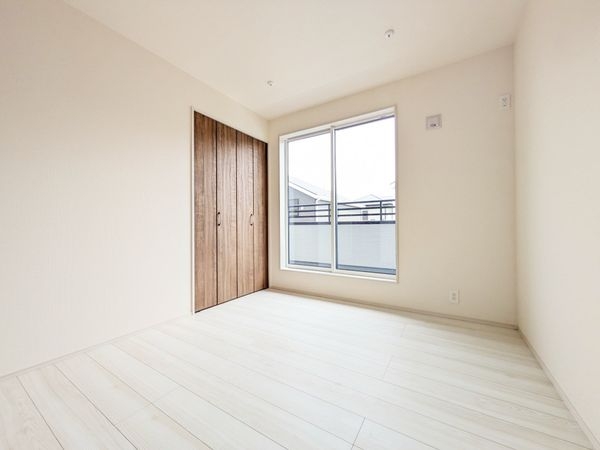 大津市雄琴５丁目　新築一戸建て　２期　１２号棟