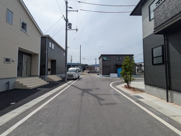 大津市雄琴５丁目　新築一戸建て　２期　１２号棟