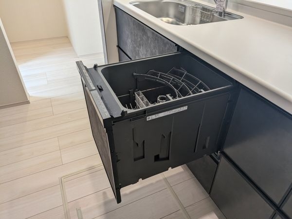 大津市雄琴５丁目　新築一戸建て　２期　１２号棟