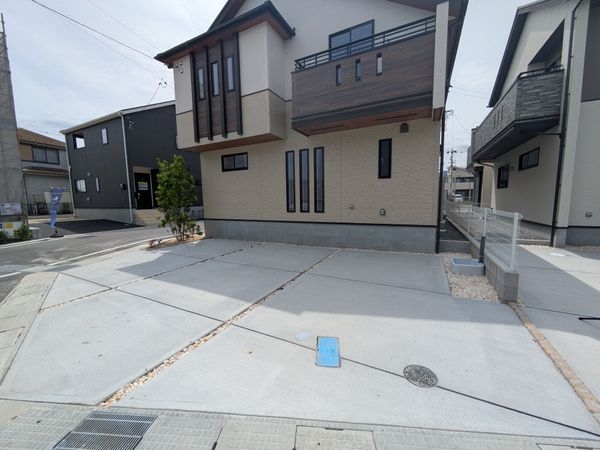 大津市雄琴５丁目　新築一戸建て　２期　１１号棟