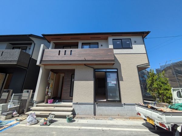 大津市雄琴５丁目　新築一戸建て　２期　１１号棟