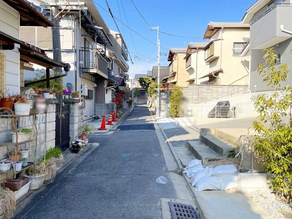 京都市伏見区深草願成町　新築一戸建て　３期　１号棟