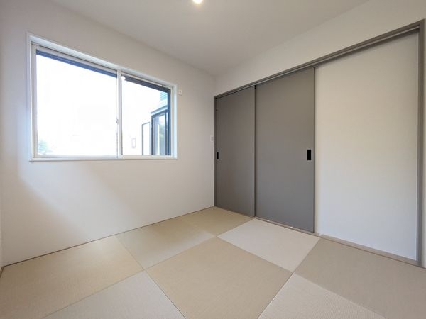 大津市一里山６丁目　新築一戸建て　２号棟