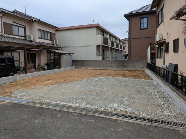 草津市南笠東４丁目　新築一戸建て　２期　全１区画