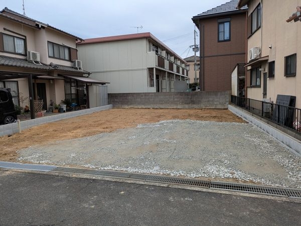 草津市南笠東４丁目　新築一戸建て　２期　全１区画