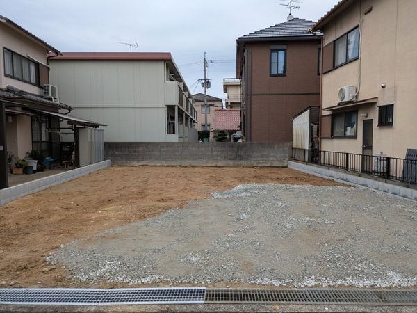 草津市南笠東４丁目　新築一戸建て　２期　全１区画