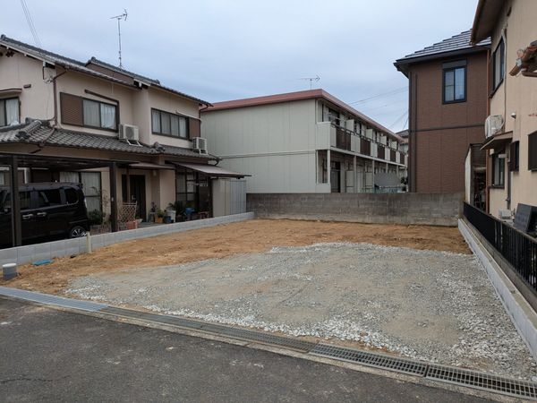 草津市南笠東４丁目　新築一戸建て　２期　全１区画