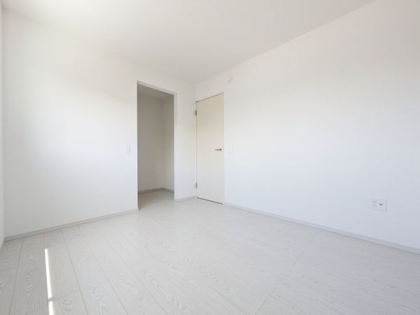 守山市吉身３丁目　新築一戸建て　１期　１号棟