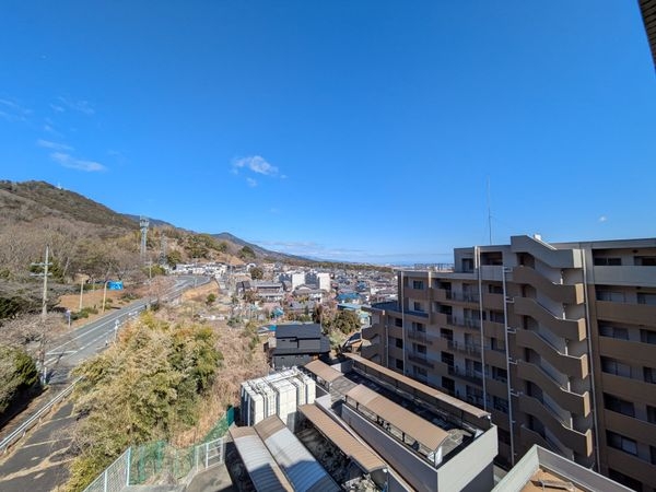 シャリエ大津皇子が丘　中古マンション