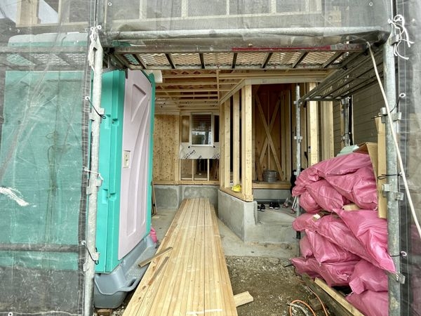 京都市南区久世中久町　新築一戸建て